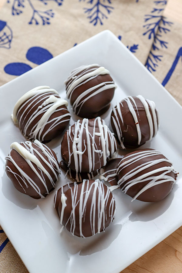 Dark Chocolate Truffles Fresh Dish Post From Price Chopper   DarkChocolateTruffles Web 600x900 